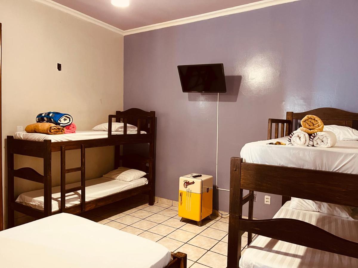 Dom Alberto Hostel كورومبا المظهر الخارجي الصورة